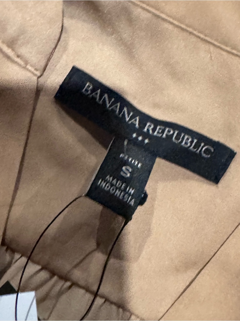 NWT Banana Republic Satin Tan Blouse - Picture 4 of 7